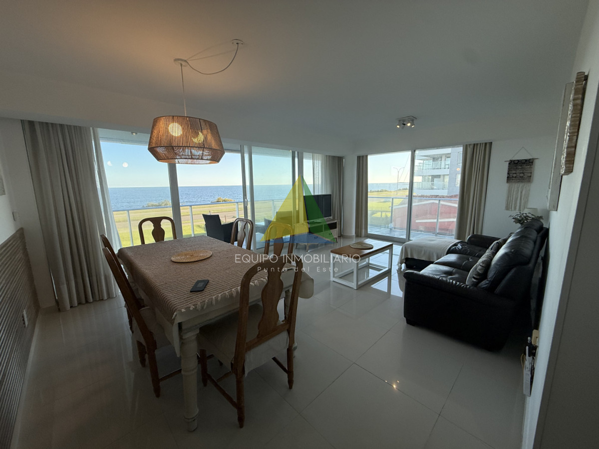 DIVINO APARTAMENTO EN VENTA PUNTA DEL ESTE DE 2 DORMITORIOS - Ref : EQP8245 - EQU8245A