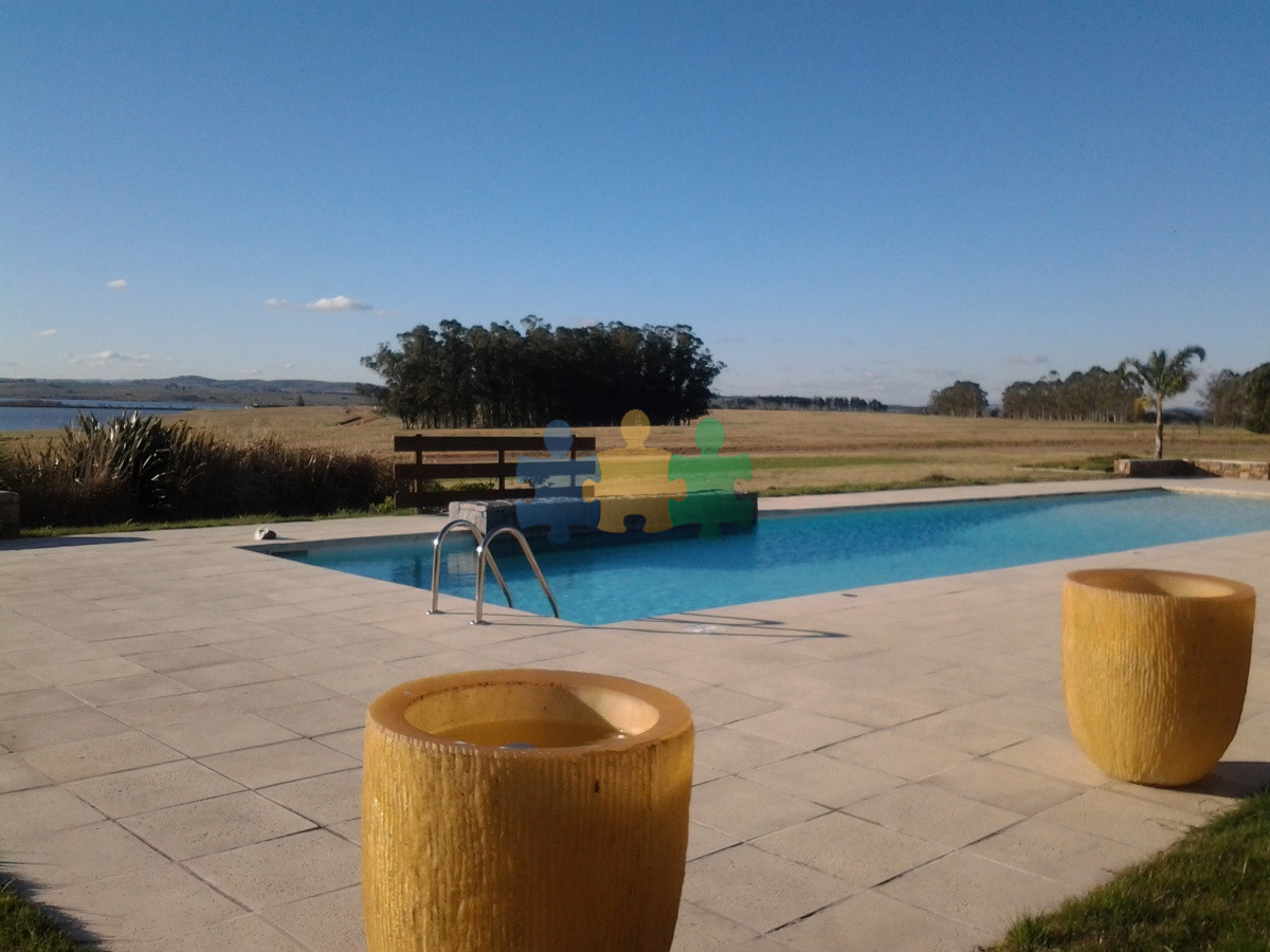 Laguna de los Cisnes - GoPunta - Portal Inmobiliario de Punta del Este - Maldonado