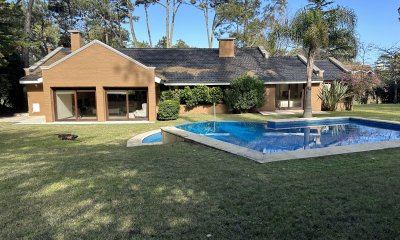 SAN RAFAEL , CASA PARA 10 PERSONAS 4 DORMITORIOS PISCINA