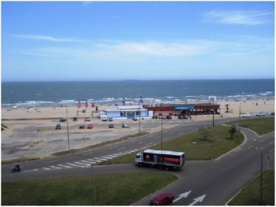 Hermoso apartamento de 3 dormitorios en venta, Torre Imperiale-Punta del Este.