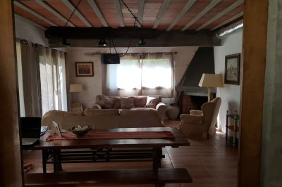 Casa a la venta de 5 dormitorios en Cantegril, Punta del Este.