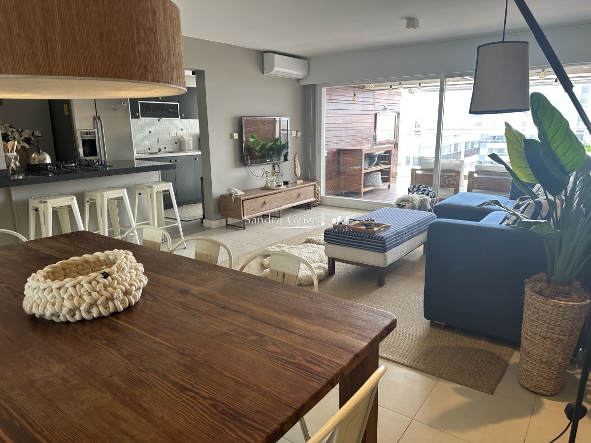 Apartamento ID.1136 - ALQUILER FIN DE AÑO HASTA EL 03 ENERO 3 DORMITORIOS PARRILLERO PROPIO