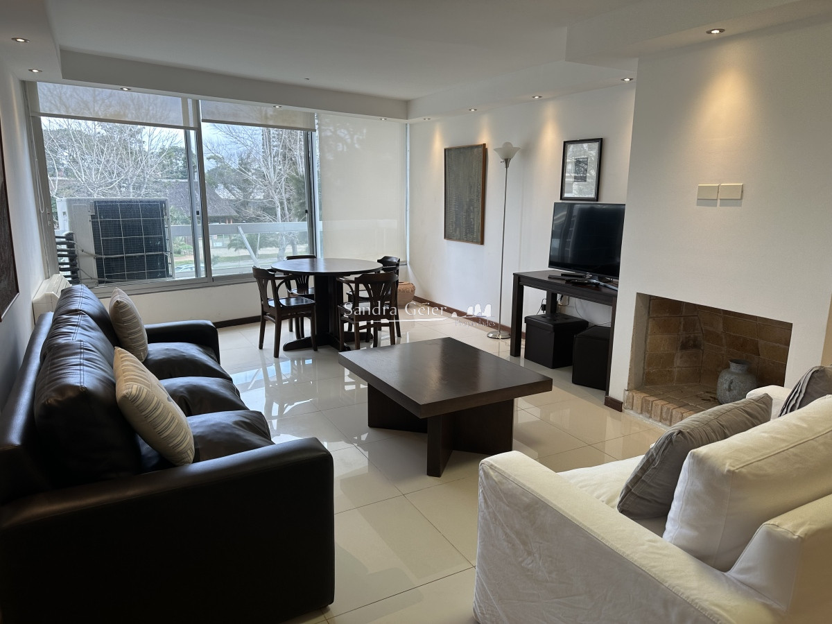 Apartamento ID.2902 -  ROOSVELT VENTA APARTAMENTO PARA LA VENTA 3 DORMITORIOS RECICLADO