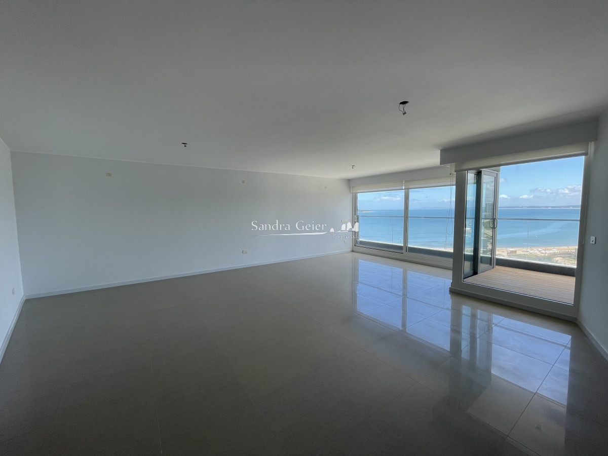Apartamento ID.1732 - EN VENTA 3 DORMITORIOS 3 BAÑOS EN SUITE MANSA !!!