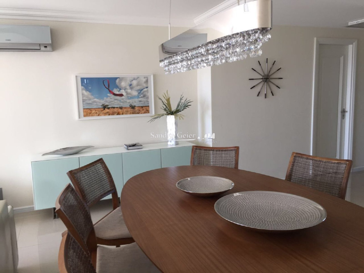 Apartamento ID.1926 - VENTA EN PUNTA DEL ESTE TORRE IMPERIALE , PLANTA ESPECIAL, COCHERA DOBLE,  192M2 