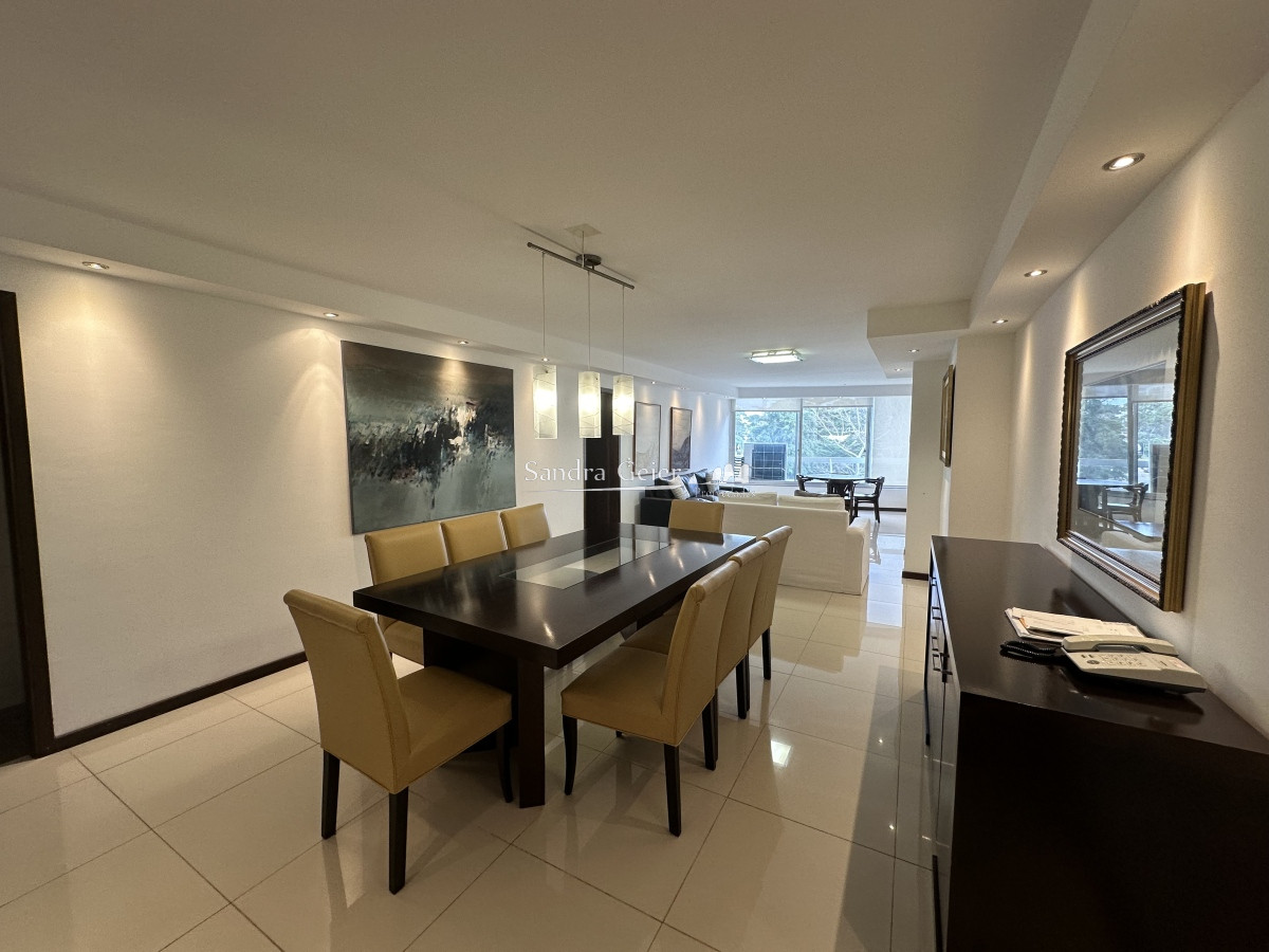 Apartamento ID.2902 -  ROOSVELT VENTA APARTAMENTO PARA LA VENTA 3 DORMITORIOS RECICLADO