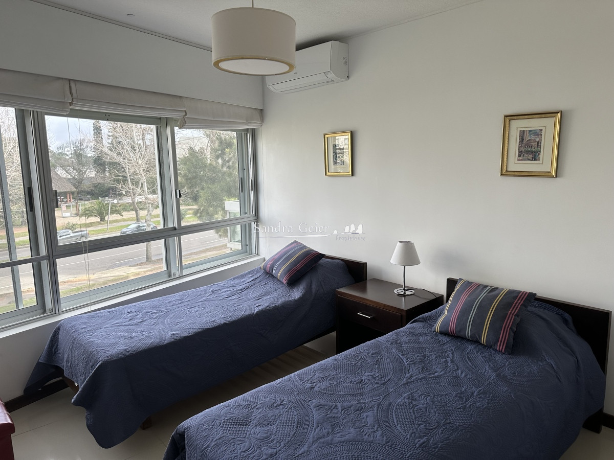 Apartamento ID.2902 -  ROOSVELT VENTA APARTAMENTO PARA LA VENTA 3 DORMITORIOS RECICLADO
