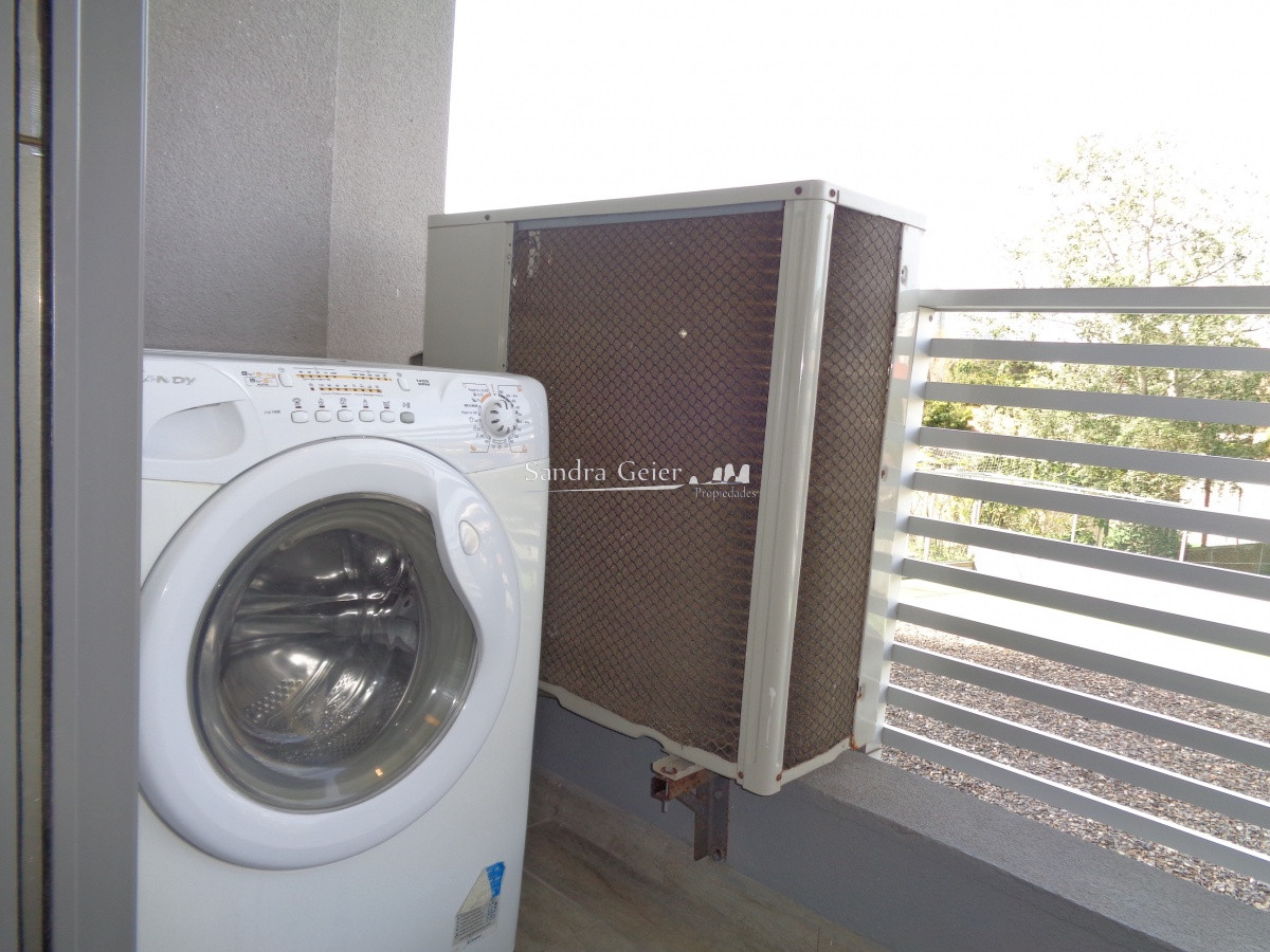 Apartamento ID.1765 - MANSA VENTA Y ALQUILER   3 DORMITORIOS 2 BAÑOS AIDY GRILL