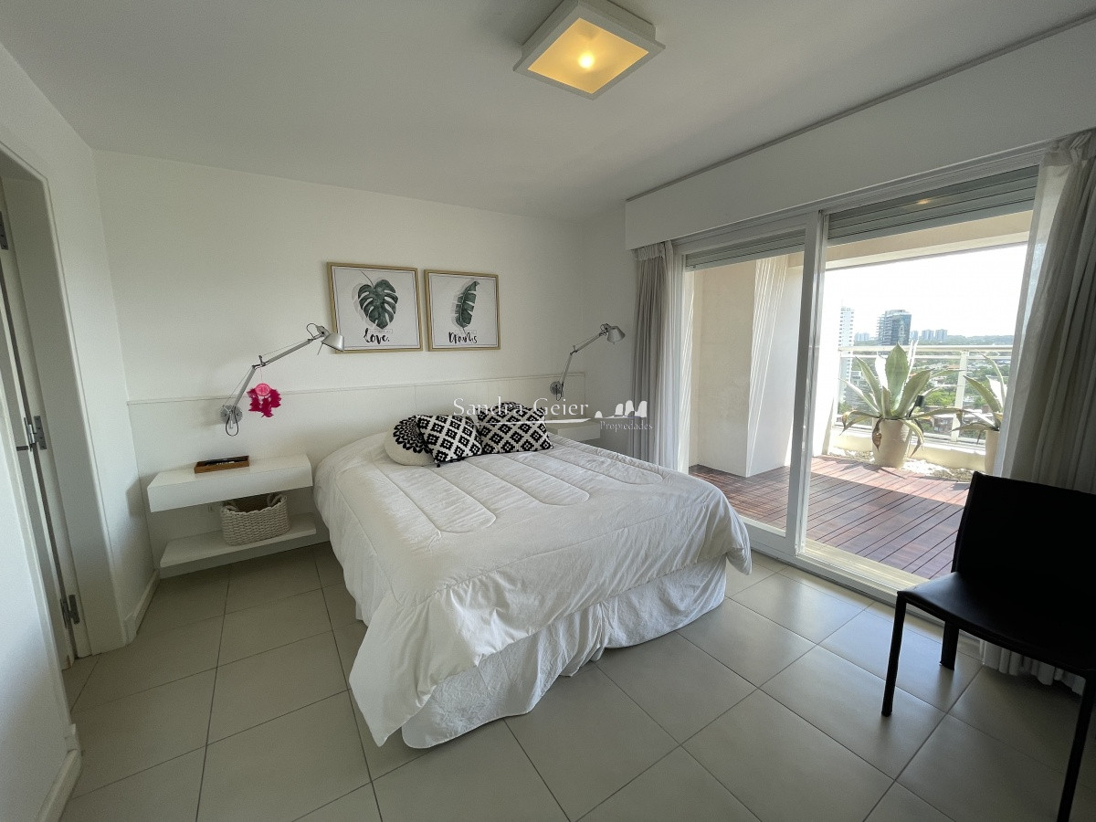 Apartamento ID.1136 - ALQUILER FIN DE AÑO HASTA EL 03 ENERO 3 DORMITORIOS PARRILLERO PROPIO