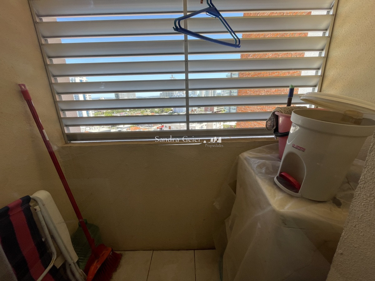Apartamento ID.1641 - Apartamento en Venta,  Punta del Este, 2 dormitorios, múltiples servicios