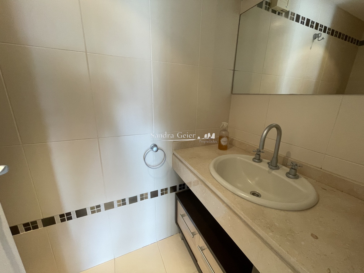 Apartamento ID.2335 - ART BOULEVARD 3 DORMITORIOS Y DEP. VENTA Y ALQUILER PUNTA DEL ESTE