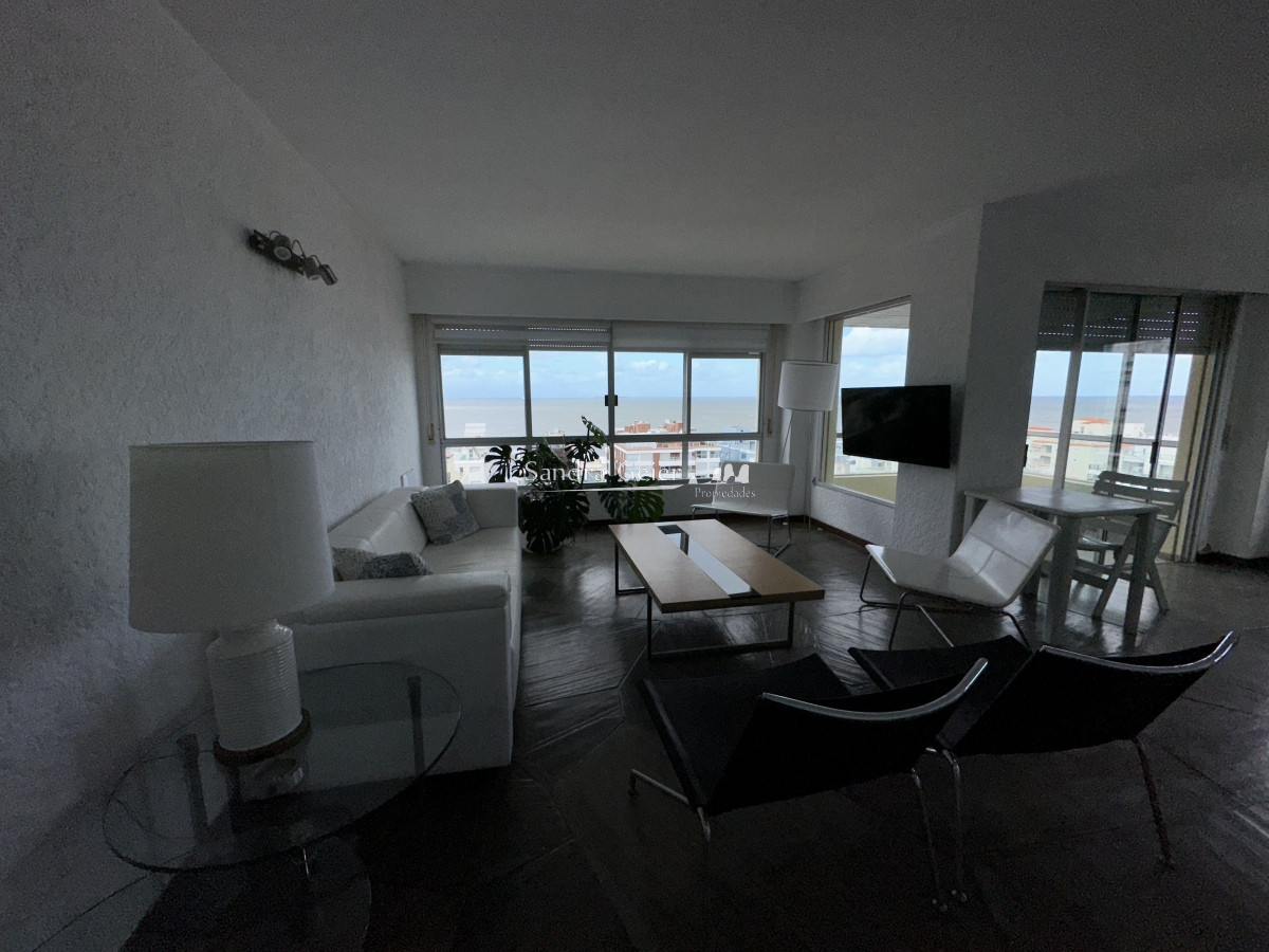 Apartamento ID.2130 - VENTA 3 DORMITORIOS EN LA PENINSULA PUNTA DEL ESTE