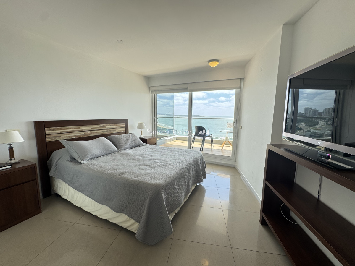 Apartamento ID.1734 - VENTA: A PASOS DE ENJOY TORRE DE CATEGORIA 2 DORMITORIOS MANSA