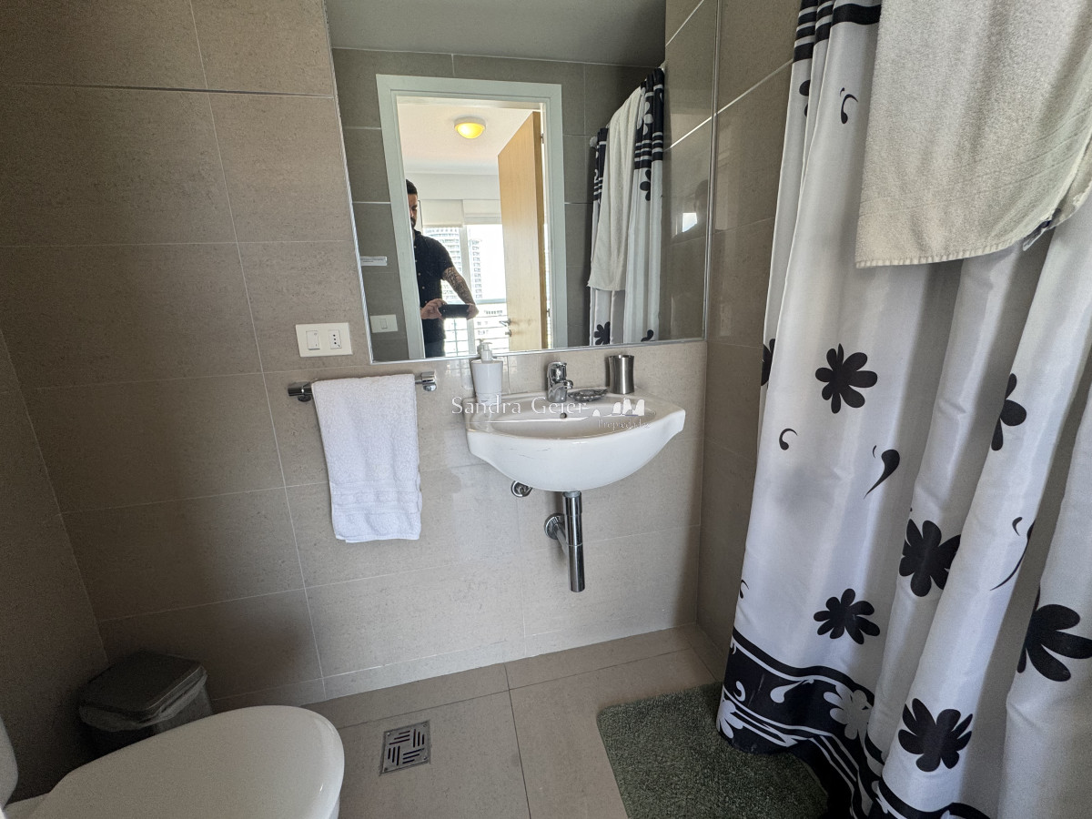 Apartamento ID.1734 - VENTA: A PASOS DE ENJOY TORRE DE CATEGORIA 2 DORMITORIOS MANSA