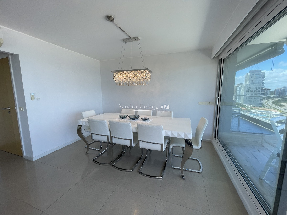 Apartamento ID.1733 - DIVINA PLANTA DE 3 DORMITORIOS, VENTA  PUNTA DEL ESTE