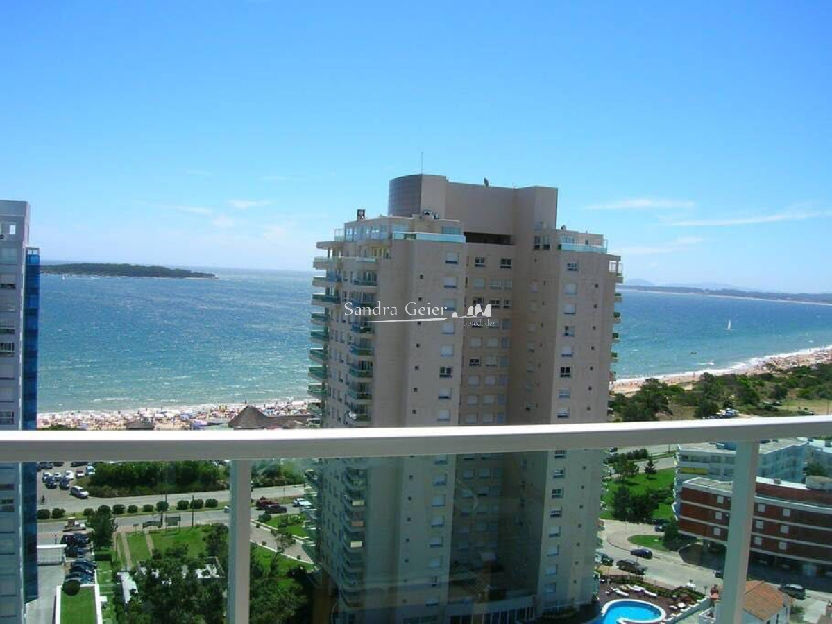 Apartamento ID.1951 - Apartamento en Venta, Playa Mansa, Punta del Este. Espectacular estado