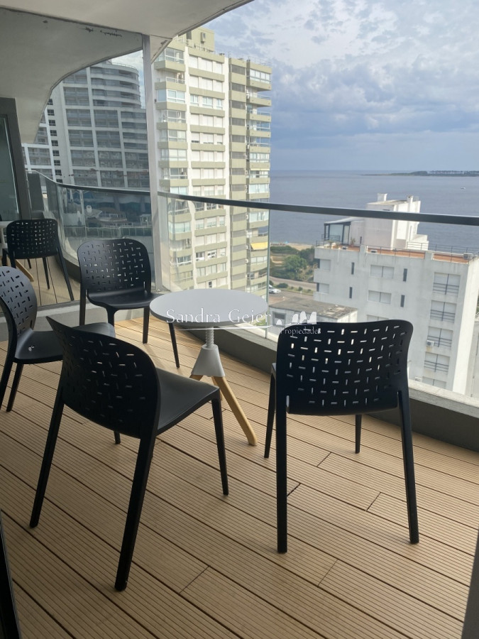 Apartamento ID.1734 - VENTA: A PASOS DE ENJOY TORRE DE CATEGORIA 2 DORMITORIOS MANSA
