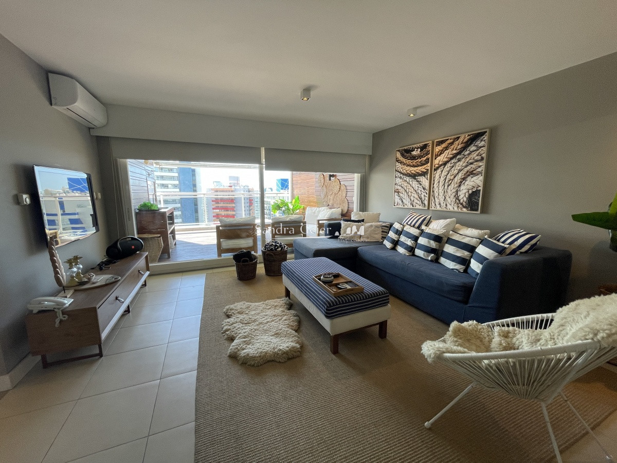 Apartamento ID.1136 - ALQUILER FIN DE AÑO HASTA EL 03 ENERO 3 DORMITORIOS PARRILLERO PROPIO