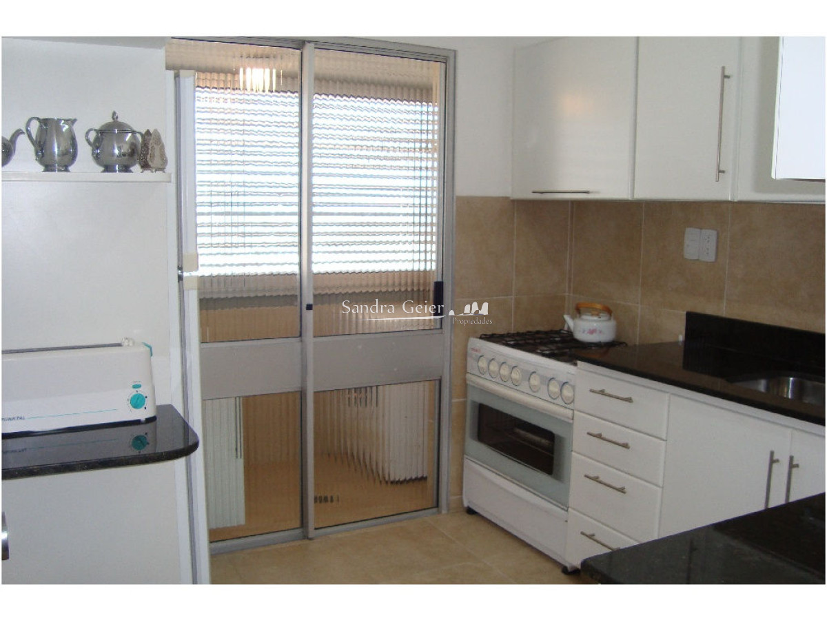 Apartamento ID.1349 - VENTA Y ALQUILER APARTAMENTO 3 DORMITORIOS PENINSULA PUERTO