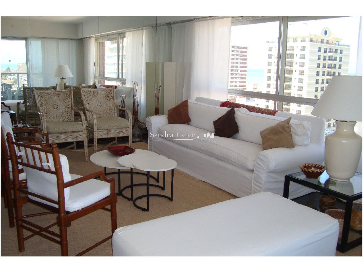 Apartamento ID.1349 - VENTA Y ALQUILER APARTAMENTO 3 DORMITORIOS PENINSULA PUERTO