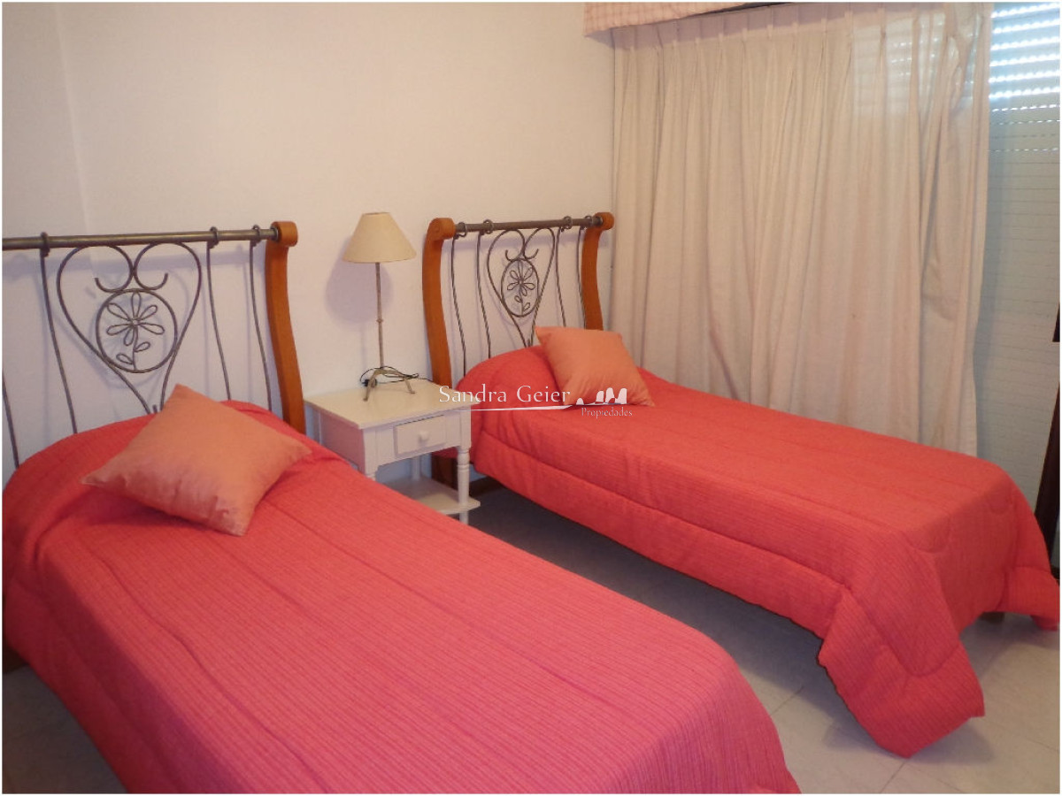 Apartamento ID.2757 - Con piscina propia, espectacular vista y ubicaciónALQUILER Y VENTA PUERTO