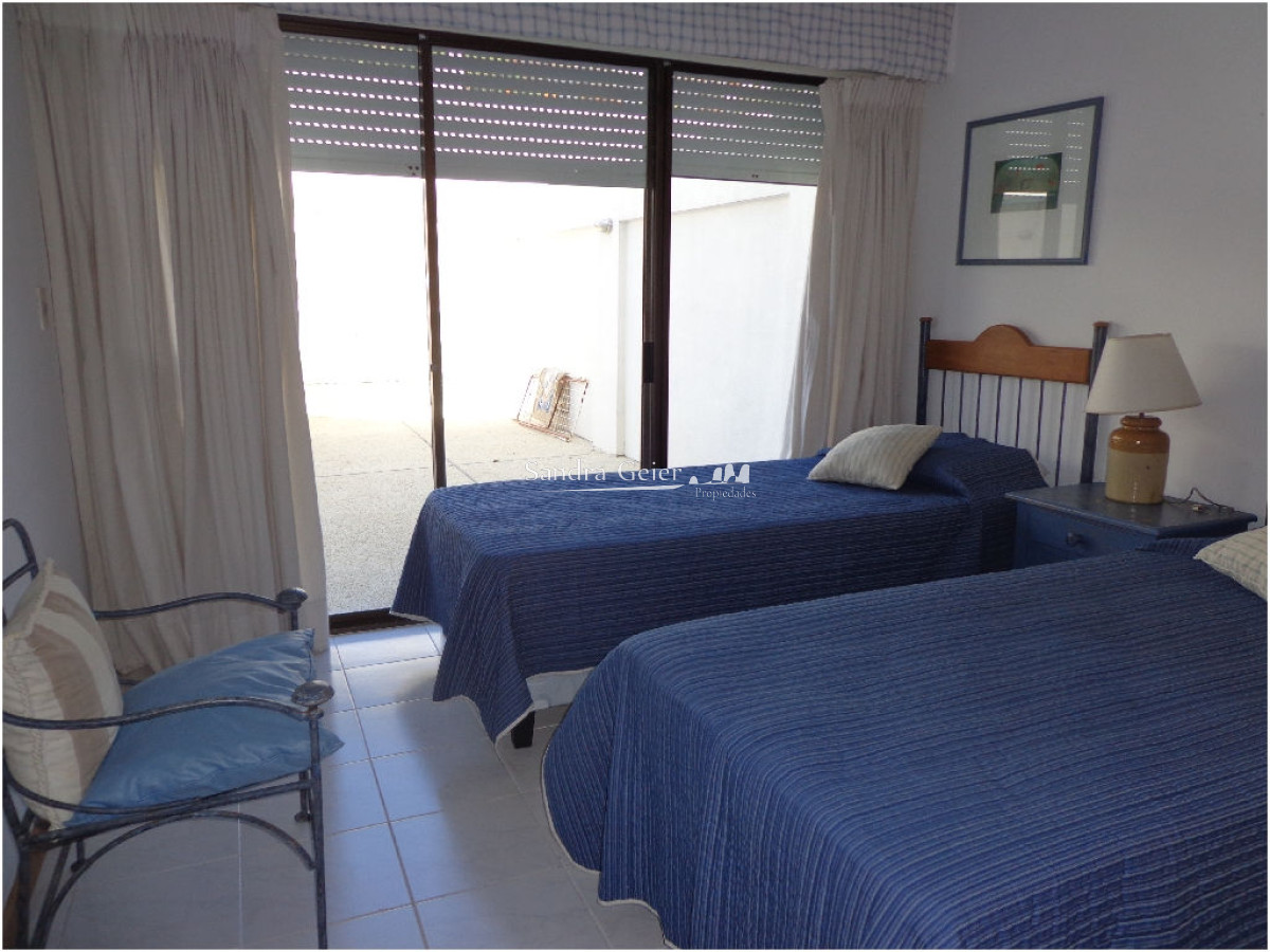 Apartamento ID.2757 - Con piscina propia, espectacular vista y ubicaciónALQUILER Y VENTA PUERTO