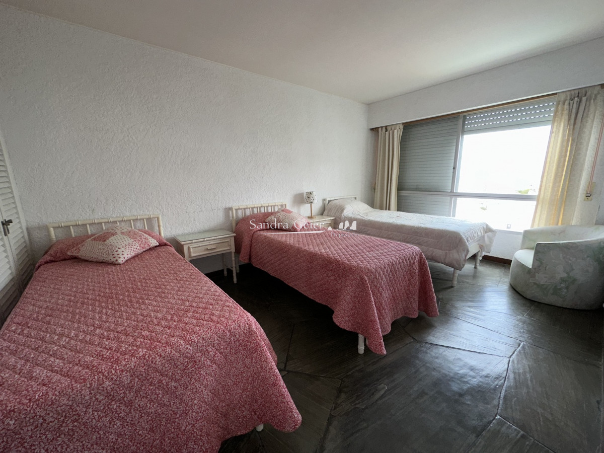 Apartamento ID.2130 - VENTA 3 DORMITORIOS EN LA PENINSULA PUNTA DEL ESTE