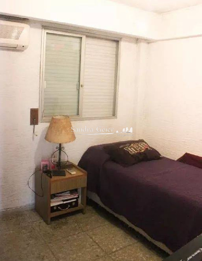 Apartamento ID.1328 - A PASITOS DE TODO, 3 DORMITORIOS, MAS DEPENDENCIA, 2 TERRAZAS UNA CON PARRILLERO VENTA PUNTA DEL ESTE