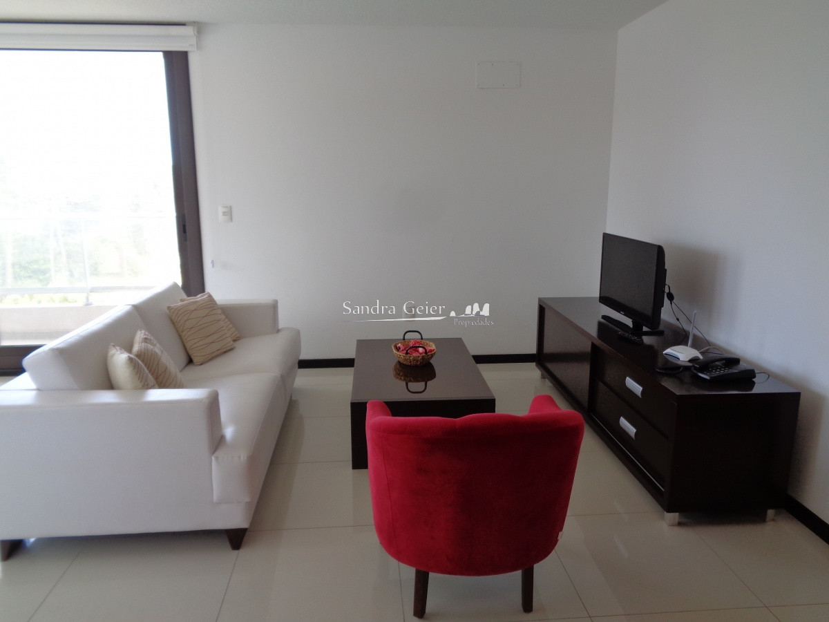Apartamento ID.1269 - ALQUILER ANUAL 3 DORMITORIOS, PUNTA DEL ESTE