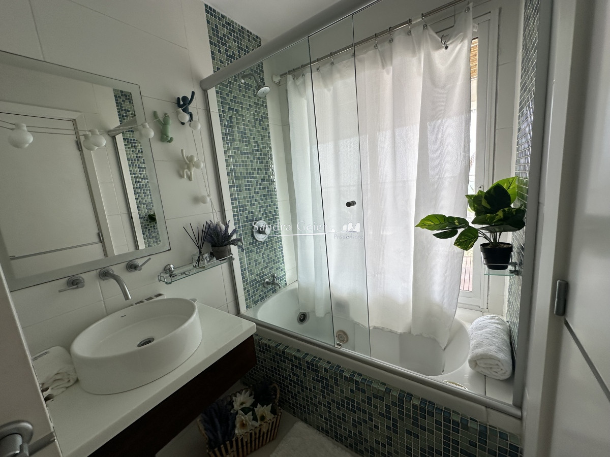 Apartamento ID.1136 - ALQUILER FIN DE AÑO HASTA EL 03 ENERO 3 DORMITORIOS PARRILLERO PROPIO