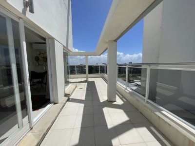 Apartamento ID.1136 - ALQUILER FIN DE AÑO HASTA EL 03 ENERO 3 DORMITORIOS PARRILLERO PROPIO