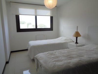 Apartamento ID.1269 - ALQUILER ANUAL 3 DORMITORIOS, PUNTA DEL ESTE