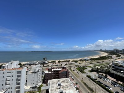 Apartamento ID.1733 - DIVINA PLANTA DE 3 DORMITORIOS, VENTA  PUNTA DEL ESTE