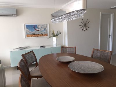 Apartamento ID.1926 - VENTA EN PUNTA DEL ESTE TORRE IMPERIALE , PLANTA ESPECIAL, COCHERA DOBLE,  192M2 