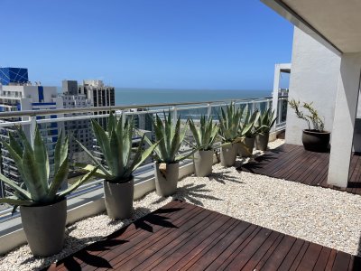 Apartamento ID.1136 - ALQUILER FIN DE AÑO HASTA EL 03 ENERO 3 DORMITORIOS PARRILLERO PROPIO