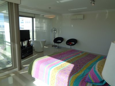 Apartamento ID.1364 - PENT HOUSE EN TORRE IMPERIAL DE PUNTA DEL ESTE VENTA 