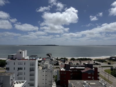 Apartamento ID.1734 - VENTA: A PASOS DE ENJOY TORRE DE CATEGORIA 2 DORMITORIOS MANSA