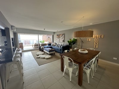 Apartamento ID.1136 - ALQUILER FIN DE AÑO HASTA EL 03 ENERO 3 DORMITORIOS PARRILLERO PROPIO