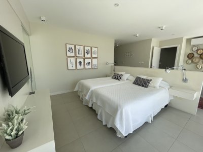 Apartamento ID.1136 - ALQUILER FIN DE AÑO HASTA EL 03 ENERO 3 DORMITORIOS PARRILLERO PROPIO