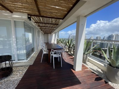 Apartamento ID.1136 - ALQUILER FIN DE AÑO HASTA EL 03 ENERO 3 DORMITORIOS PARRILLERO PROPIO