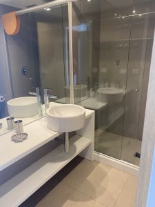 Apartamento ID.1734 - VENTA: A PASOS DE ENJOY TORRE DE CATEGORIA 2 DORMITORIOS MANSA