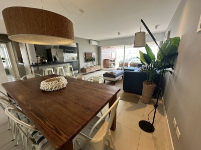 Apartamento ID.1136 - ALQUILER FIN DE AÑO HASTA EL 03 ENERO 3 DORMITORIOS PARRILLERO PROPIO