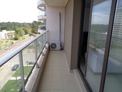 Apartamento ID.1269 - ALQUILER ANUAL 3 DORMITORIOS, PUNTA DEL ESTE