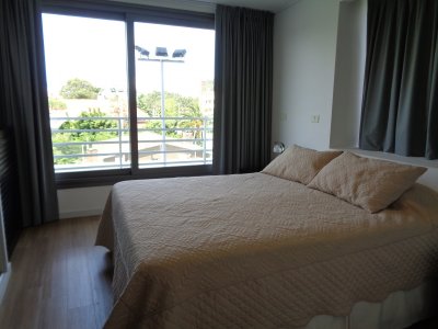 Apartamento ID.1765 - MANSA VENTA Y ALQUILER   3 DORMITORIOS 2 BAÑOS AIDY GRILL