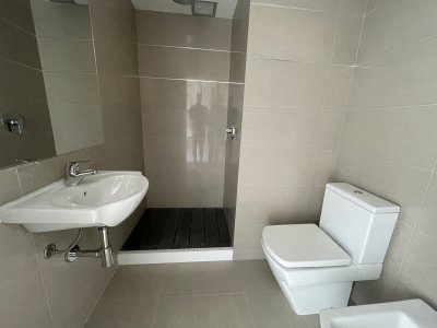 Apartamento ID.1732 - EN VENTA 3 DORMITORIOS 3 BAÑOS EN SUITE MANSA !!!