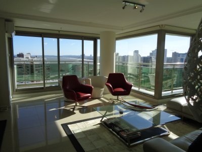 Apartamento ID.1364 - PENT HOUSE EN TORRE IMPERIAL DE PUNTA DEL ESTE VENTA 