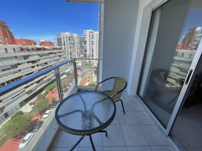 Apartamento ID.1641 - Apartamento en Venta,  Punta del Este, 2 dormitorios, múltiples servicios