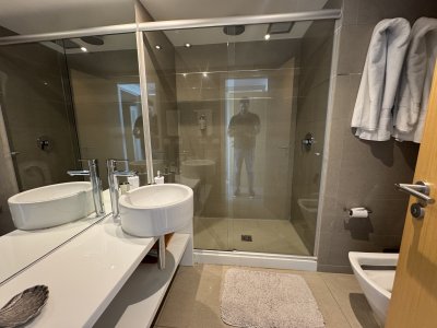 Apartamento ID.1734 - VENTA: A PASOS DE ENJOY TORRE DE CATEGORIA 2 DORMITORIOS MANSA