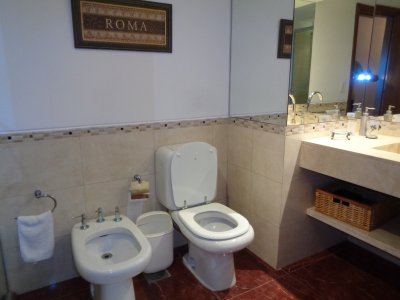 Apartamento ID.1426 - HERMOSO PENT-HOUSE A 200 METROS DE PLAYA BRAVA 3 DORMITORIOS 3 BAÑOS 