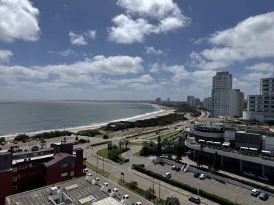 Apartamento ID.1734 - VENTA: A PASOS DE ENJOY TORRE DE CATEGORIA 2 DORMITORIOS MANSA